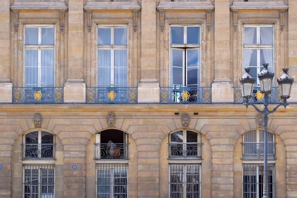 Facade of the building. — Stock Photo, Image