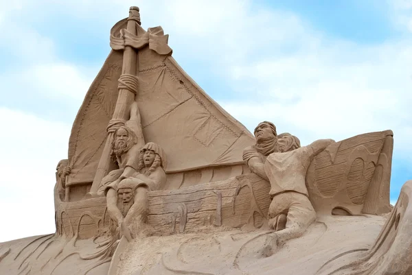 De sculpturale samenstelling van het zand. — Stockfoto