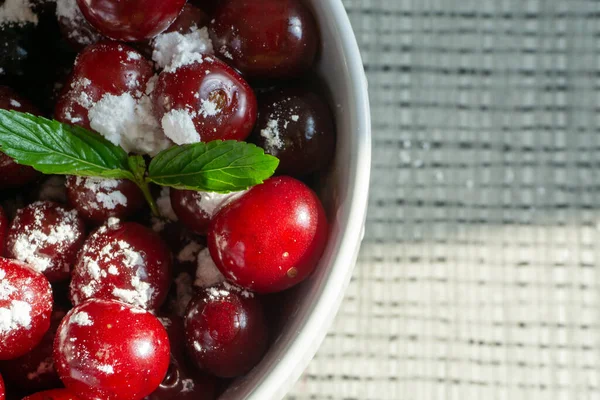 Bowl Fresh Red Cherries Table High Quality Photo — Stock Photo, Image