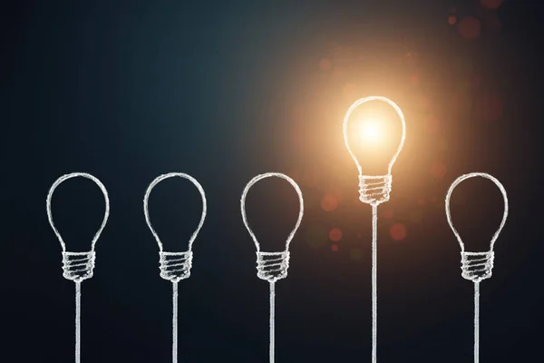 Ideenkonzept Mit Innovation Und Inspiration Hängende Glühbirnen Mit Leuchtenden Und — Stockfoto