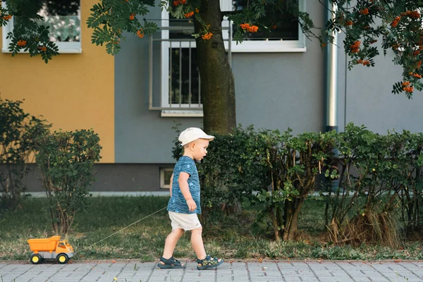 Children Playing Toy Truck Outdoor Creative Activities Kids Summer Childhood —  Fotos de Stock