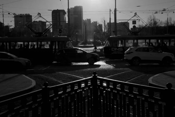 Городской Транспорт Солнечный День — стоковое фото