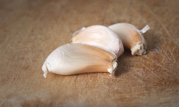 Slices of garlic — Stock Photo, Image