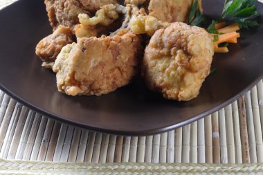 Çıtır çıtır kızarmış tavuk