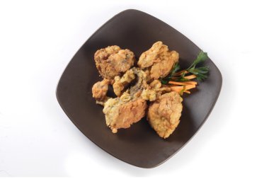 Çıtır çıtır kızarmış tavuk