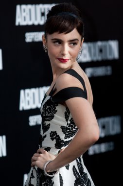 Lily Collins