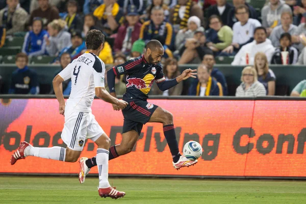 Thierry Henry & Omar Gonzalez — Fotografia de Stock