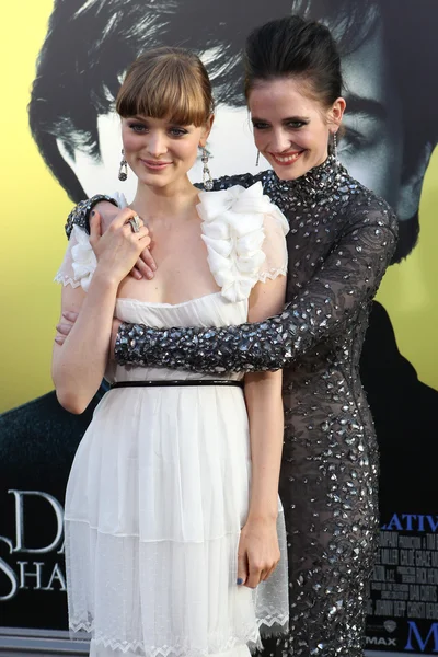 Bella Heathcote y Eva Green — Foto de Stock