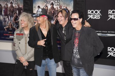 Dünya PREMIER Rock of ages
