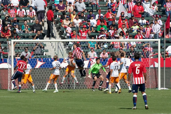 Chivas Usa vs. Houston Dynamo match — Stockfoto