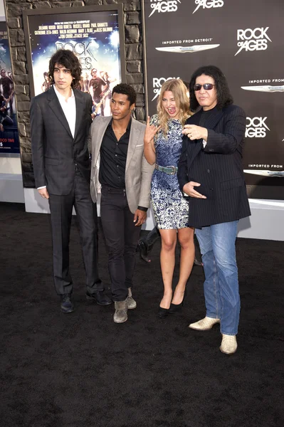 Pictures Rock of Ages at Graumans Chinese Theater on June 8, 2012 — Stock Photo, Image