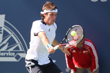 Leonardo mayer ve james blake bir maçı oynamak