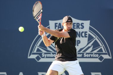 Benjamin becker ve james blake bir maçı oynamak