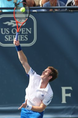 Andy Murray Büyük Britanya'nın ve Sam Querrey (resim) ABD final maçı 2010 çiftçiler Classic adlı oyun