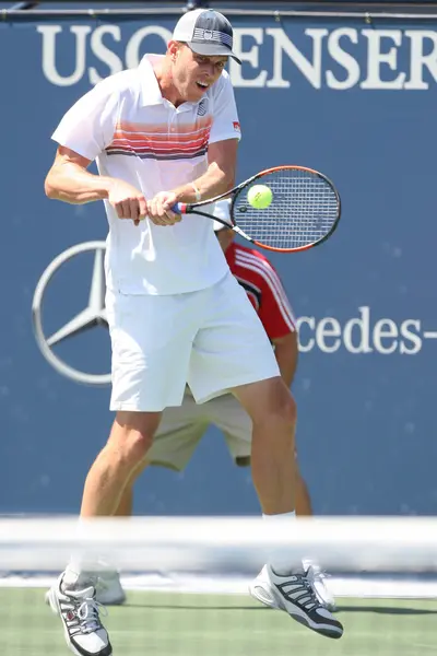 Janko tipsarevic ve sam querrey bir maçı oynamak — Stok fotoğraf