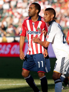 Maykel Galindo (R) ve Sean Franklin (L) sırasında Mls Konferansı yarı final maç