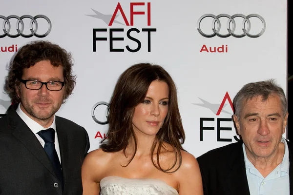 Kirk Jones, Kate Beckinsale, and Robert De Niro attend the film premier — Stock Photo, Image