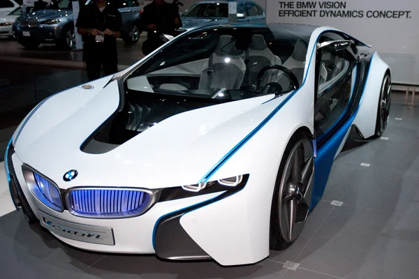 BMW Vision Efficient Dynamics Concept на выставке Auto Show — стоковое фото