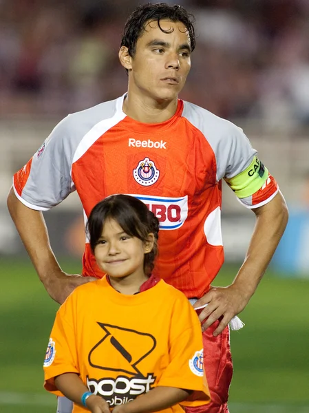 Omar Bravo durante a formação pré-jogo do jogo — Fotografia de Stock