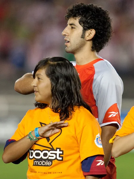 Edgar Mejía durante la alineación previa al partido — Foto de Stock