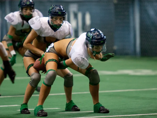 Mist offense hiking the ball during the match — Stock Photo, Image