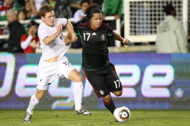 Michael mcglinchey ve giovani dos santos savaş topu
