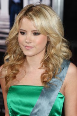 Taylor spreitler olağanüstü önlemler galası katıldı