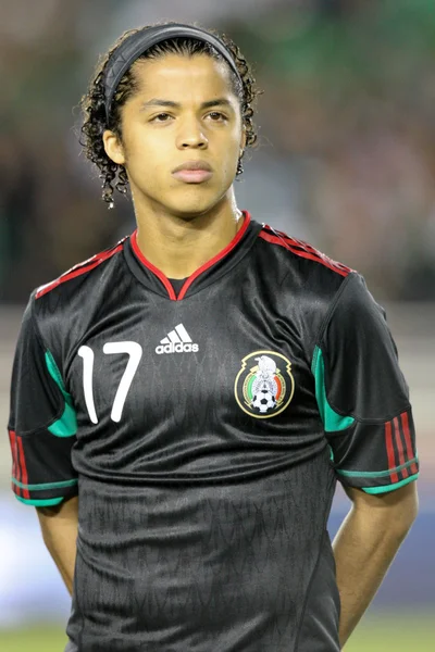 Giovani Dos Santos before the start of the game — Stock Photo, Image