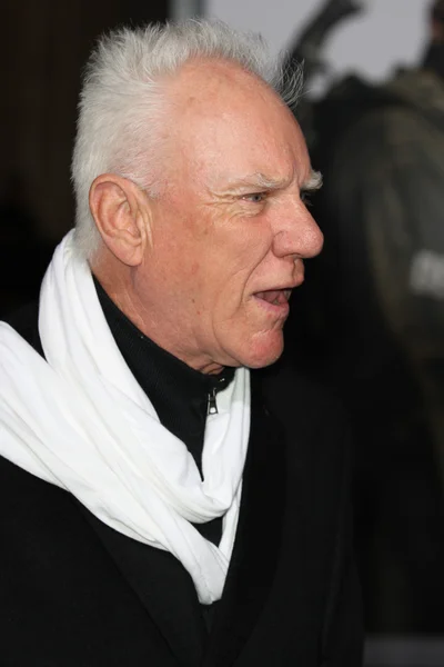 Malcolm McDowell partecipa alla premiere de Il Libro di Eli — Foto Stock