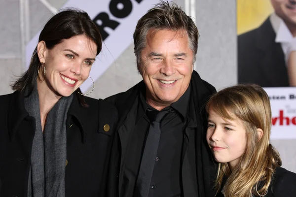 Don Johnson with wife Kelley Phleger and daughter attend the When In Rome premiere — Stock Photo, Image