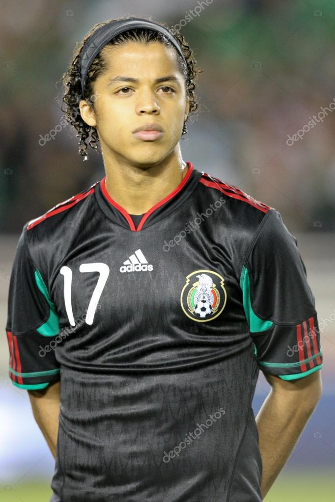 Giovani Dos Santos And Messi Giovani Dos Santos And Messi