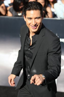 Mario lopez katılır twilight saga eclipse los angeles prömiyeri