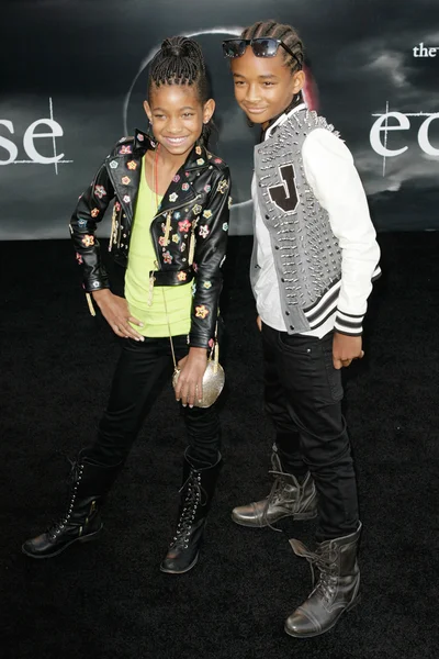 Willow Smith and Jaden Smith attend The Twilight Saga Eclipse Los Angeles premiere — Stock Photo, Image