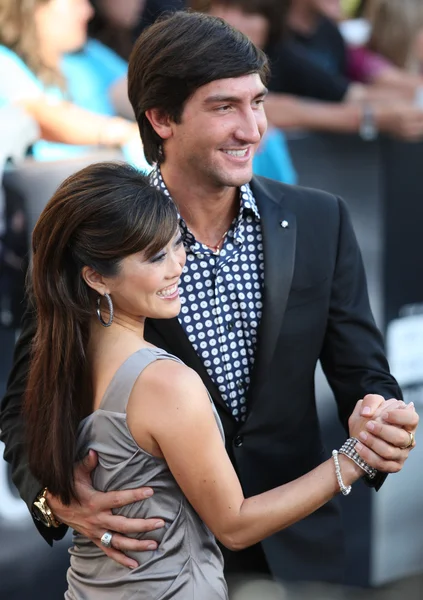 Figuur skaters kristi yamaguchi en evan lysacek wonen de twilight saga eclipse los angeles premiere — Stockfoto