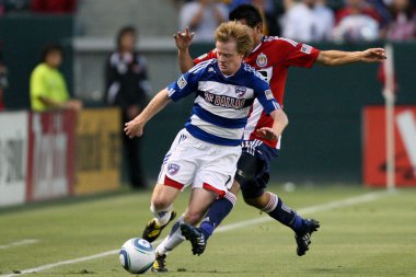 DAX mccarty oyun sırasında İsa padilla almaya çalıştığında.