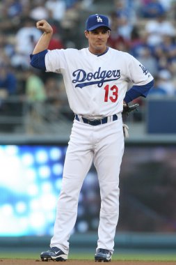 Ryan theriot hayranları oyun başlamadan önce şişiriyor.