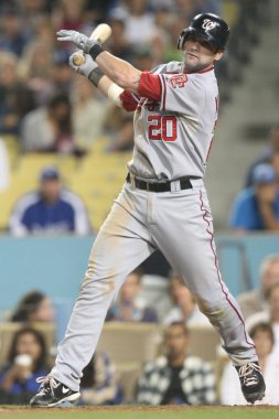 adam yarasa oyun sırasında kennedy