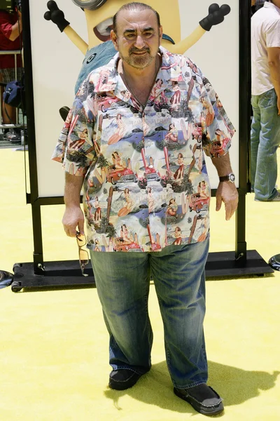 Ken Davitian arrives at the Despicable Me premiere — Stock Photo, Image