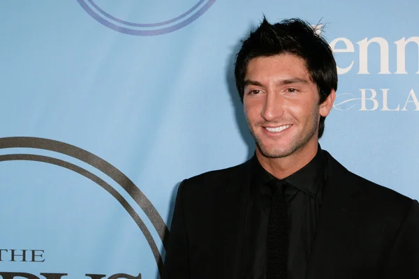 Evan Lysacek assiste à Fat Tuesday — Photo