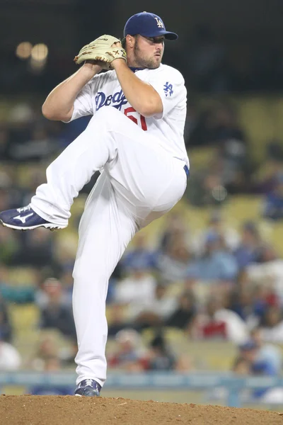 Jonathan Broxton pithces durante o jogo — Fotografia de Stock