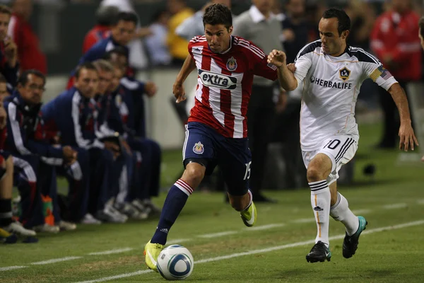 Sal Zizzo and Landon Donovan in action during the game — Stock Photo, Image