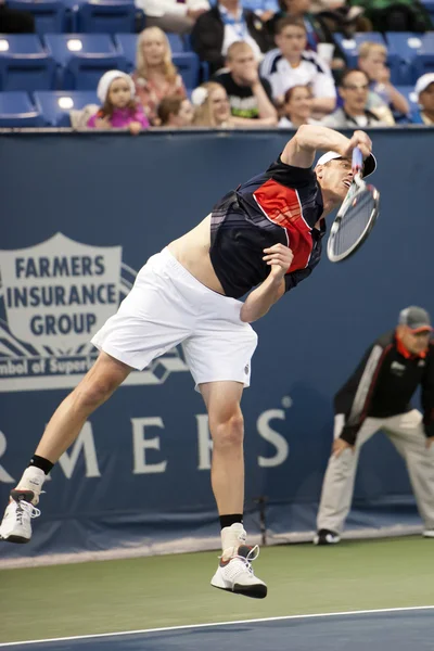 Sam querrey szolgálnak, a játék során — Stock Fotó