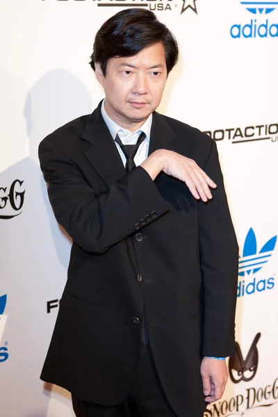 Ken Jeong arrives at the NBA All-Star Weekend VIP party co-hosted by Adidas and Snoop Dogg — Stock Photo, Image