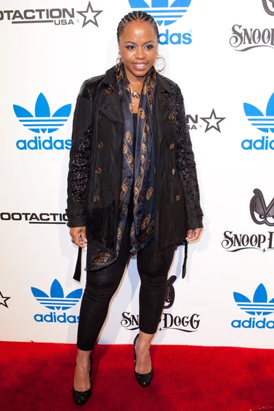 Shanté broadus przybywa w nba all-star weekend vip party współorganizowana przez adidas i snoop dogg — Zdjęcie stockowe