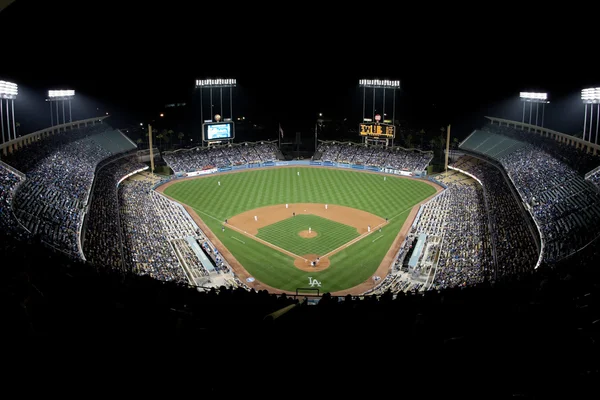 Uma visão geral do Dodger Stadium durante o jogo — Fotografia de Stock