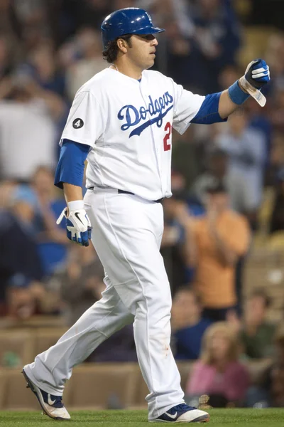 Rod Barajas dopo aver colpito un homerun durante la partita — Foto Stock