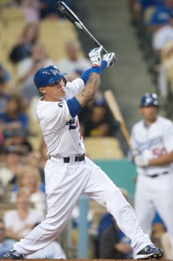 Justin sellers, oyun sırasında bir salıncak alır