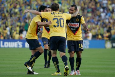 Club america oyun sırasında matias vuoso tarafından gol kutlamak
