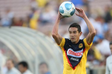 Oscar rojas topu tekrar oyuna oyun sırasında atar
