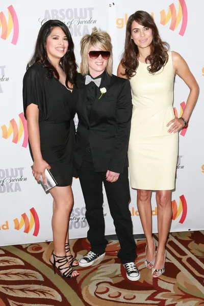 Rose Garcia, Mikey Koffman and Tracy Ryerson arrive at the 21st Annual GLAAD Media Awards — Stock Photo, Image
